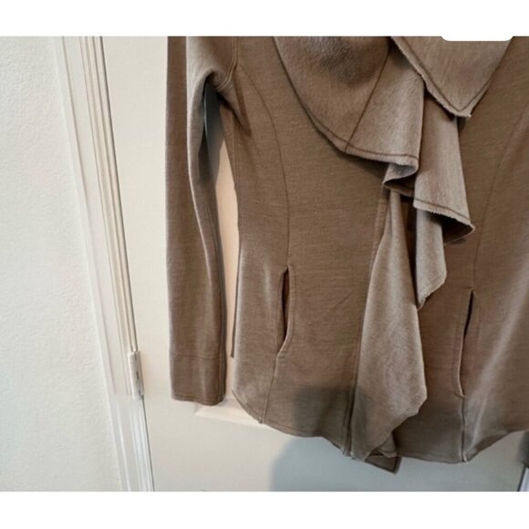 Fresh Laundry Womens XS Ruffled Open Cardigan - Picture 9 of 10